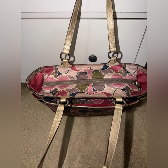 2pc Limited Ed. Coach Multicolor Medium Signature Gallery Scarf Print Satin Tote - Picture 5 of 13